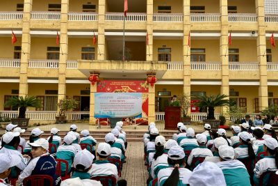 TRƯỜNG THCS TRỰC ĐẠO TỔ CHỨC TUYÊN TRUYỀN PHÁP LUẬT  VỀ PHÒNG NGỪA TỘI PHẠM XÂM HẠI TRẺ EM, AN TOÀN GIAO THÔNG VÀ PHÒNG CHỐNG PHÁO NỔ